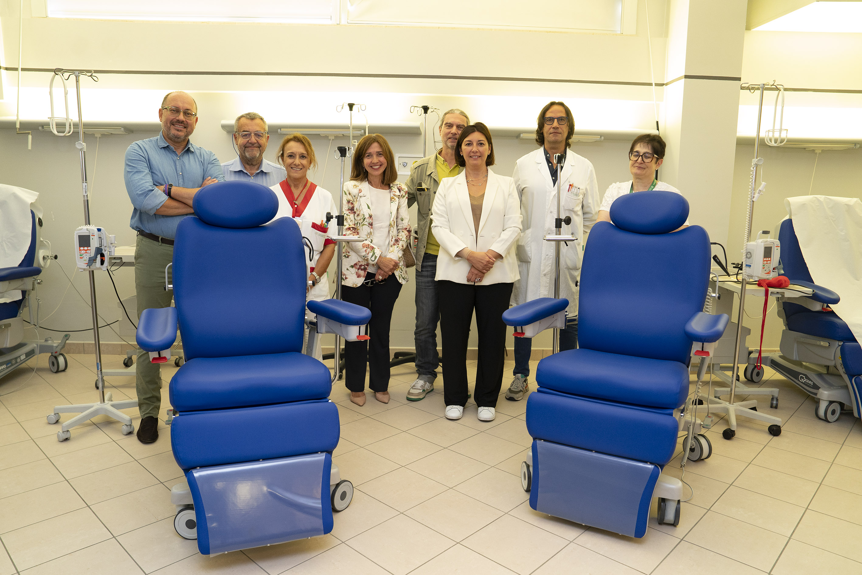 Inaugurate le nuove poltrone per la terapia oncologica  grazie alla donazione della Fondazione Cassa di Risparmio di Imola